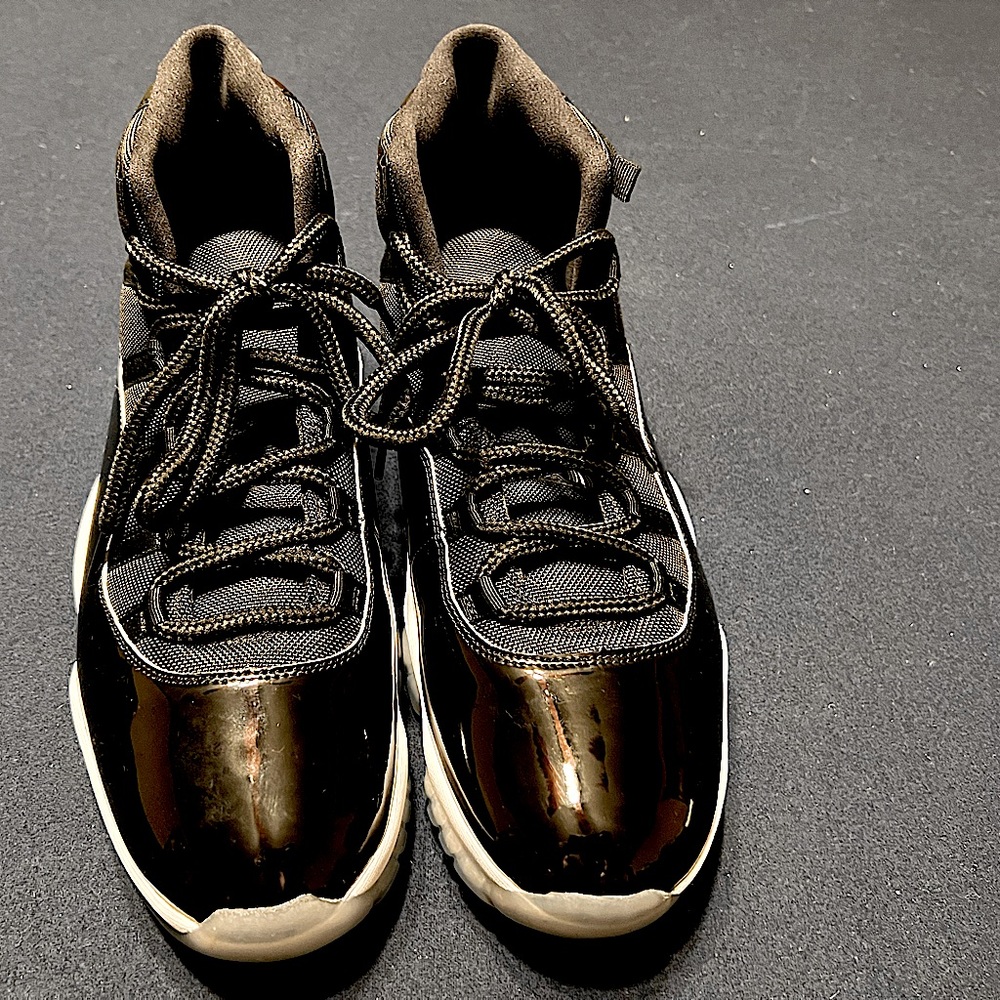 Men’s Nike Air Jordan 11 Space Jam